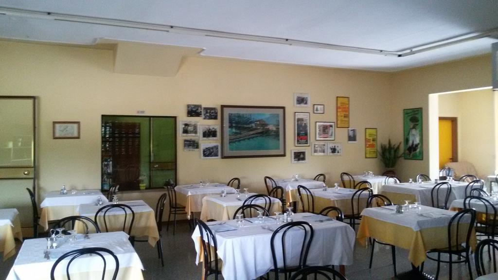 Albergo Del Po Viadana Luaran gambar